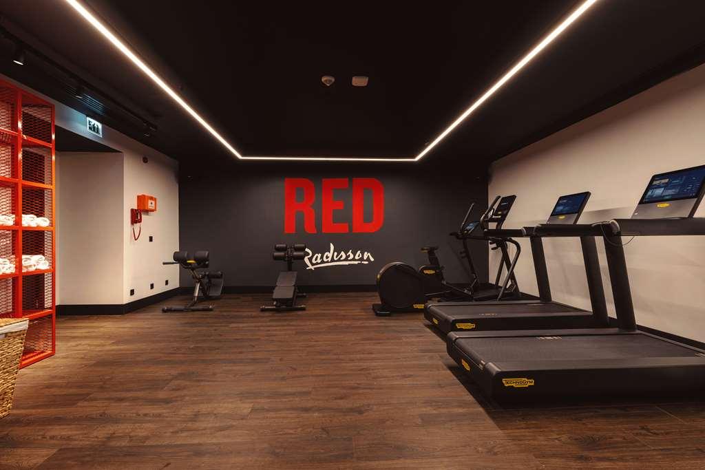 Radisson Red Tbilisi Hotel Instalações foto