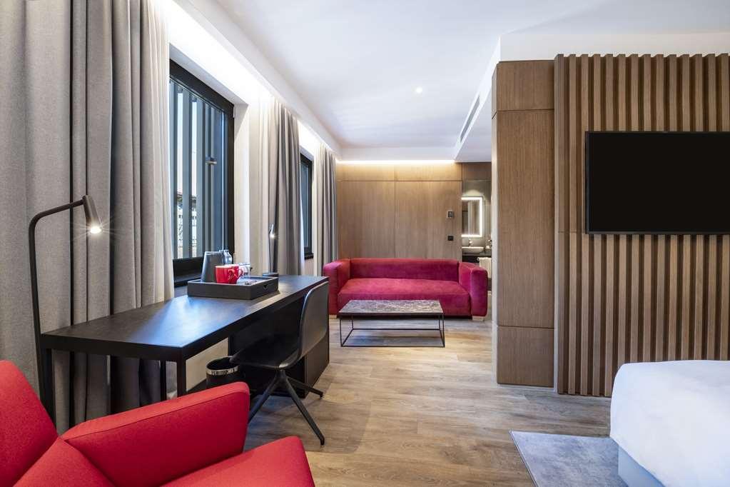 Radisson Red Tbilisi Hotel Quarto foto