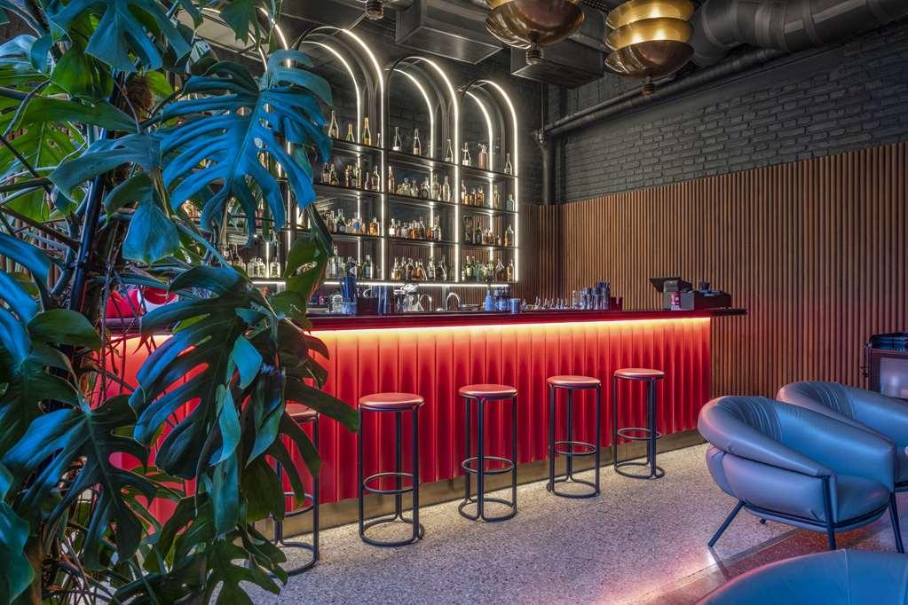Radisson Red Tbilisi Hotel Restaurante foto